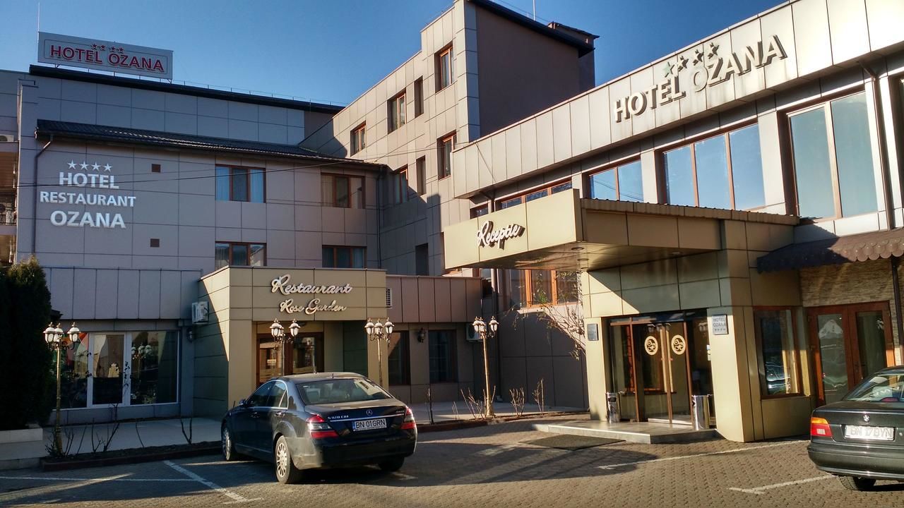 Отель Hotel Ozana Бистрица-4
